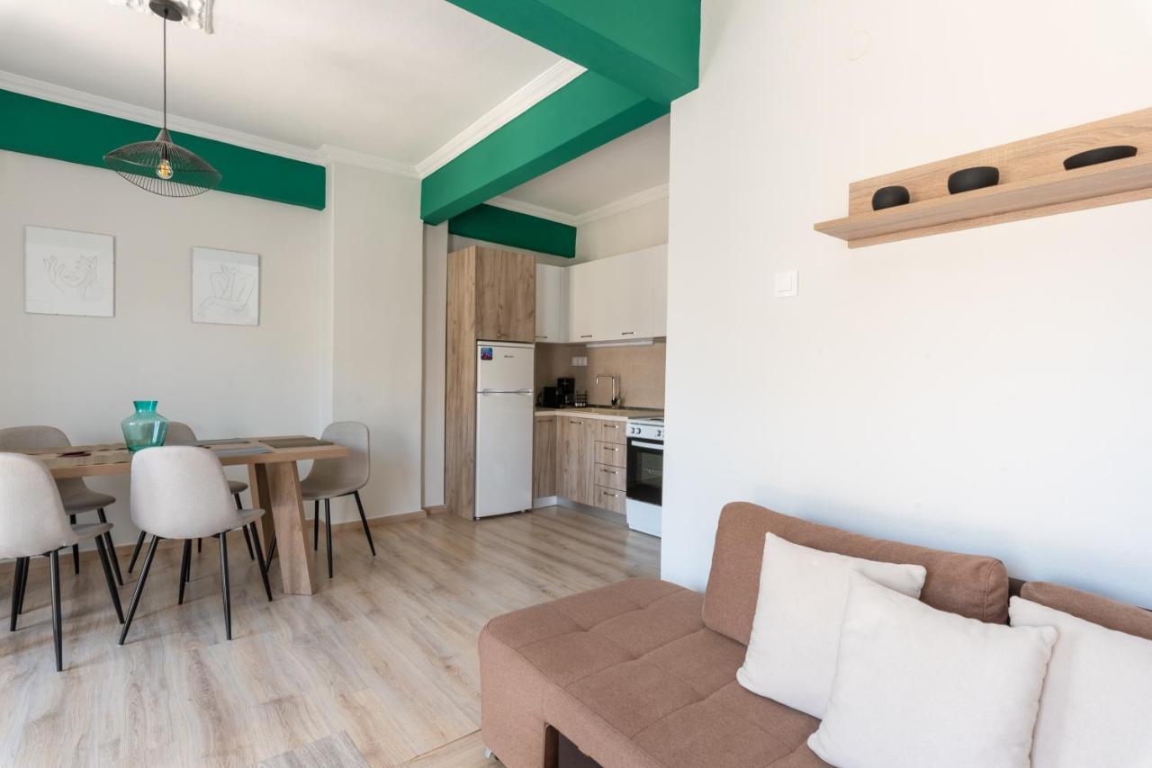 Chung cư 90 m² 2 phòng ngủ, 1 phòng tắm riêng ở Quận Vadaris-Dikastiria Thessaloníki Ngoại thất bức ảnh