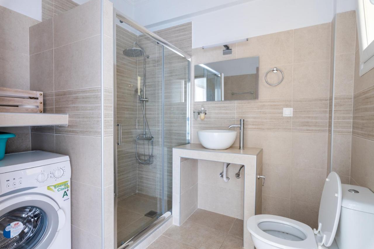 Chung cư 90 m² 2 phòng ngủ, 1 phòng tắm riêng ở Quận Vadaris-Dikastiria Thessaloníki Ngoại thất bức ảnh
