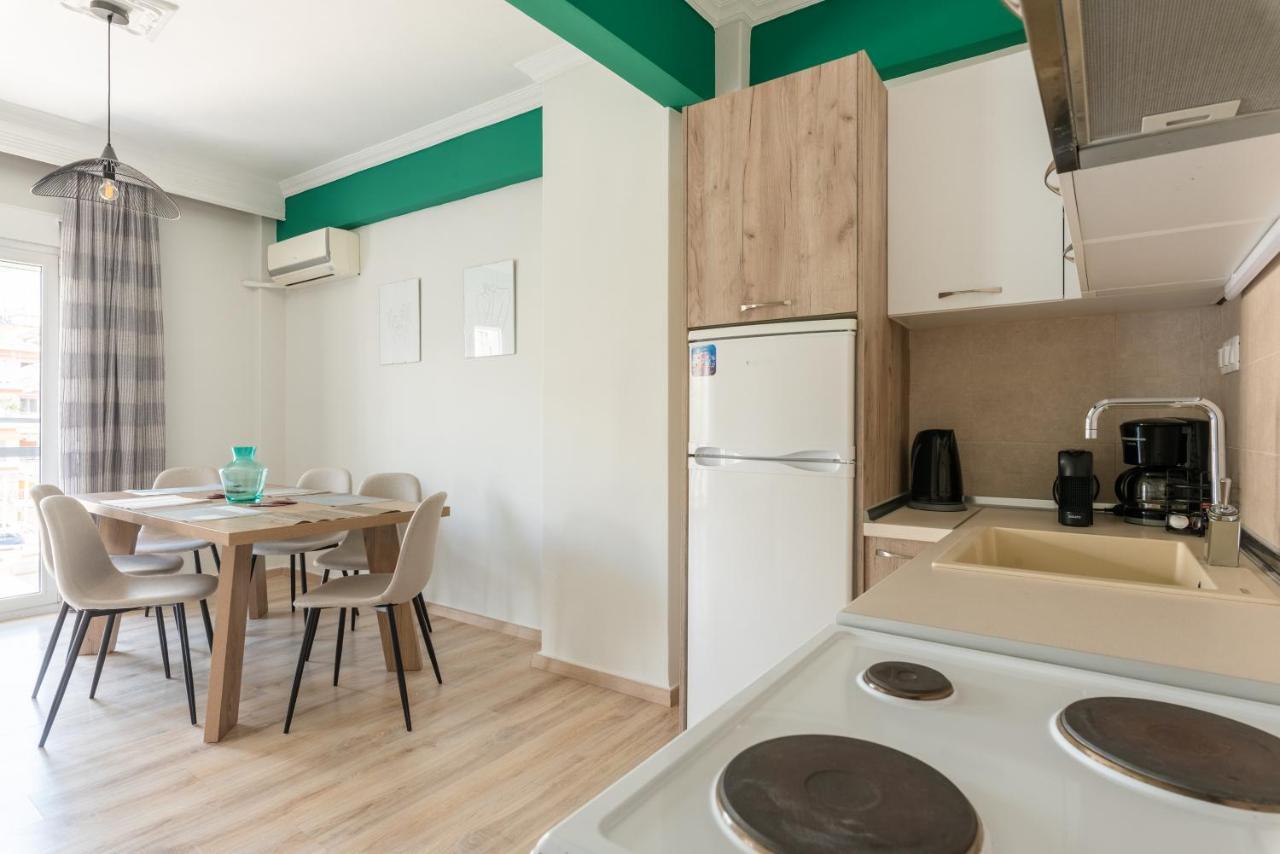 Chung cư 90 m² 2 phòng ngủ, 1 phòng tắm riêng ở Quận Vadaris-Dikastiria Thessaloníki Ngoại thất bức ảnh